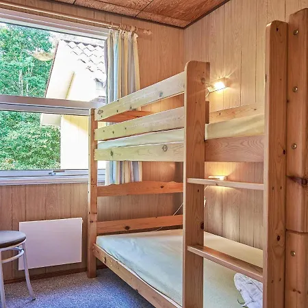 6 Person Holiday In L Gst R